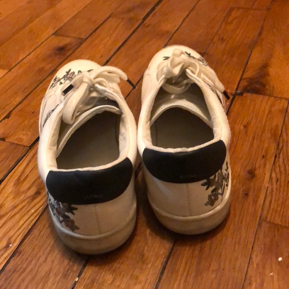 Zara white embroidered sneakers - Picture 2 of 5